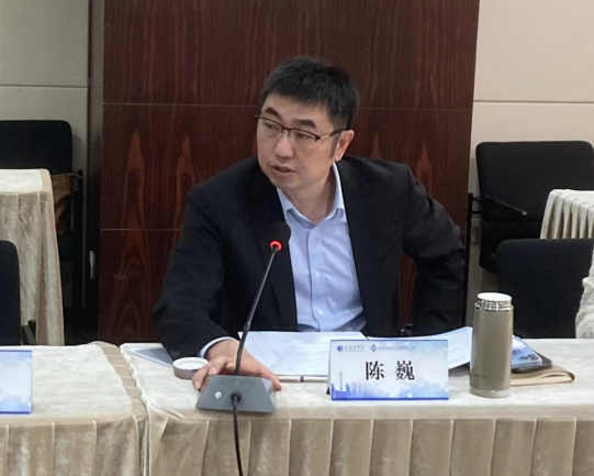 Vice Executive Dean Chen Wei is conducting work exchanges